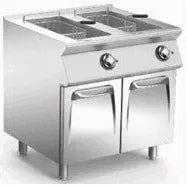 15   15 Ltr Two Tank Electric Fryer.