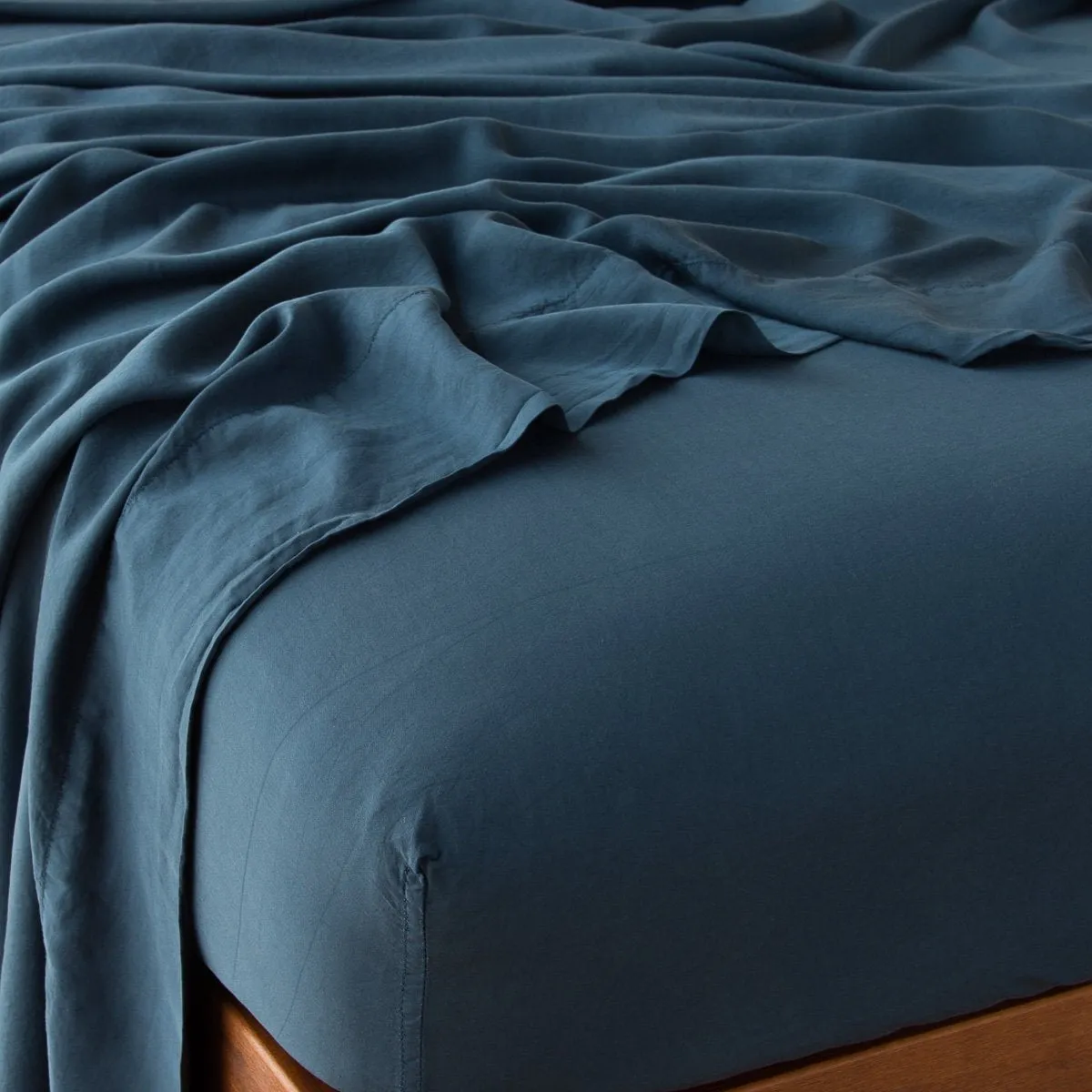 Bella Notte Madera Luxe Sheet