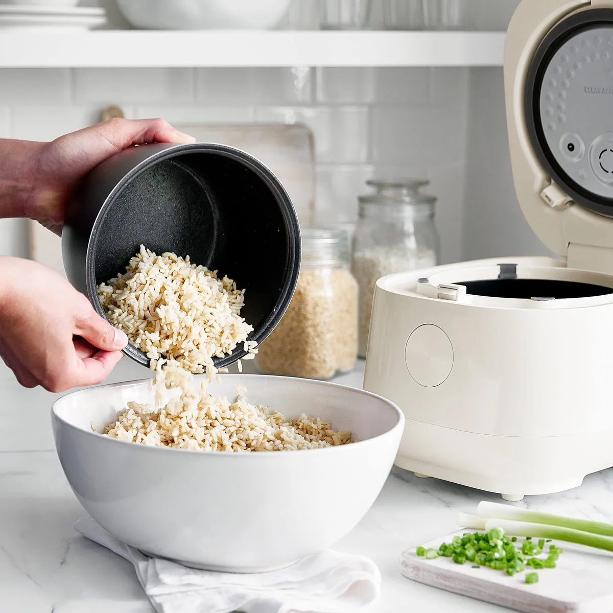 Bistro 8-Cup Carb-Reducing Rice Cooker | Cloud Cream