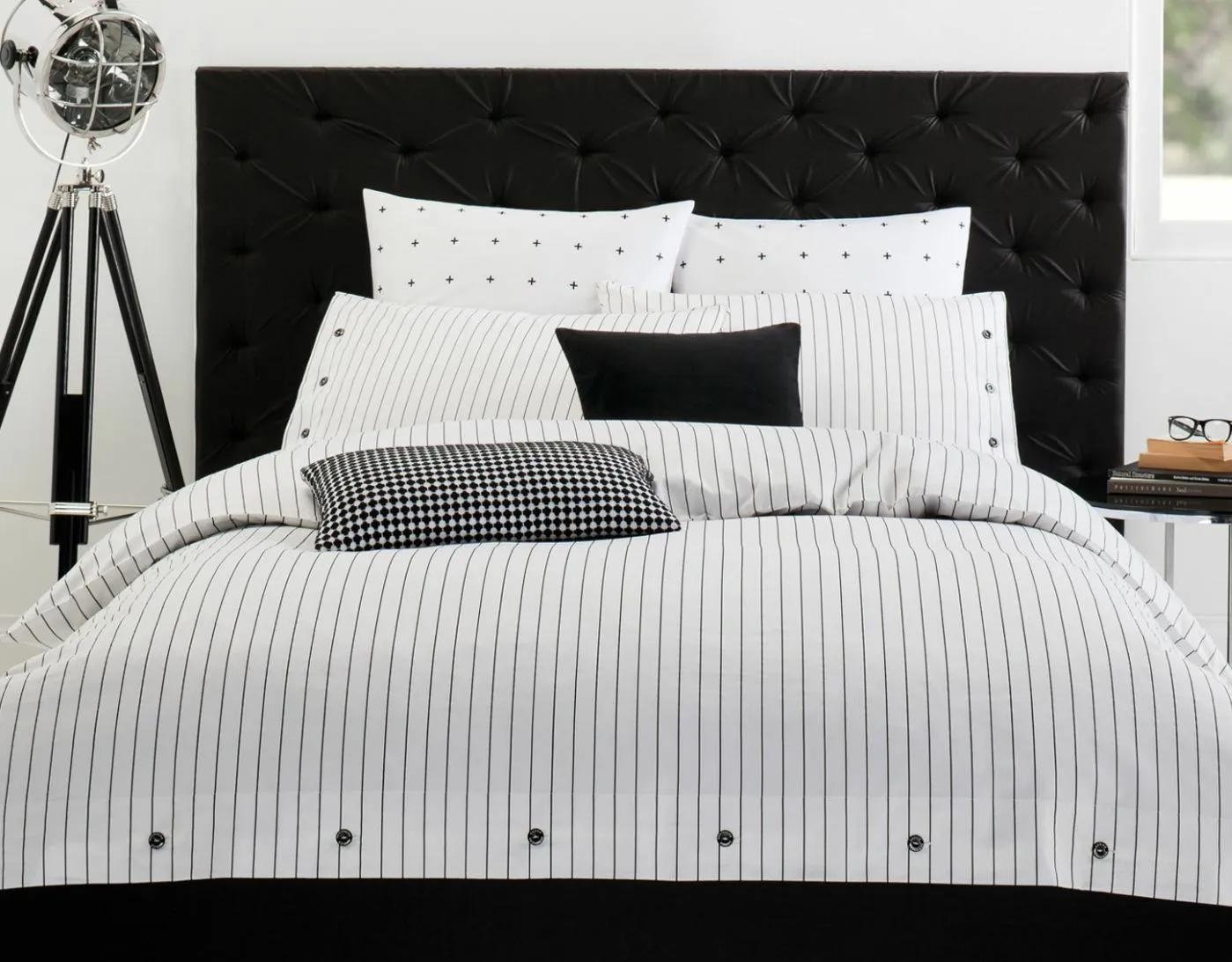 Comme White & Black Stripe Pure Cotton Sateen Quilt Cover Set