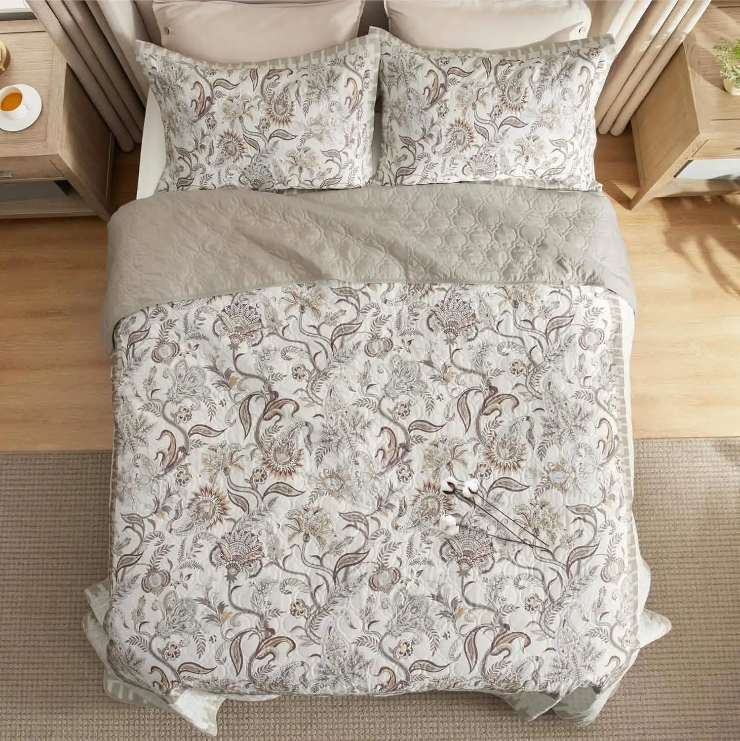 Cotton Patterned  Taupe Quilt Set