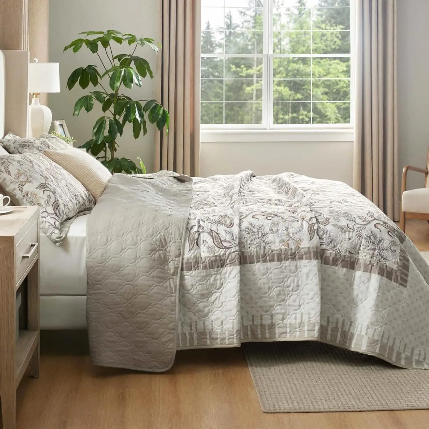 Cotton Patterned  Taupe Quilt Set