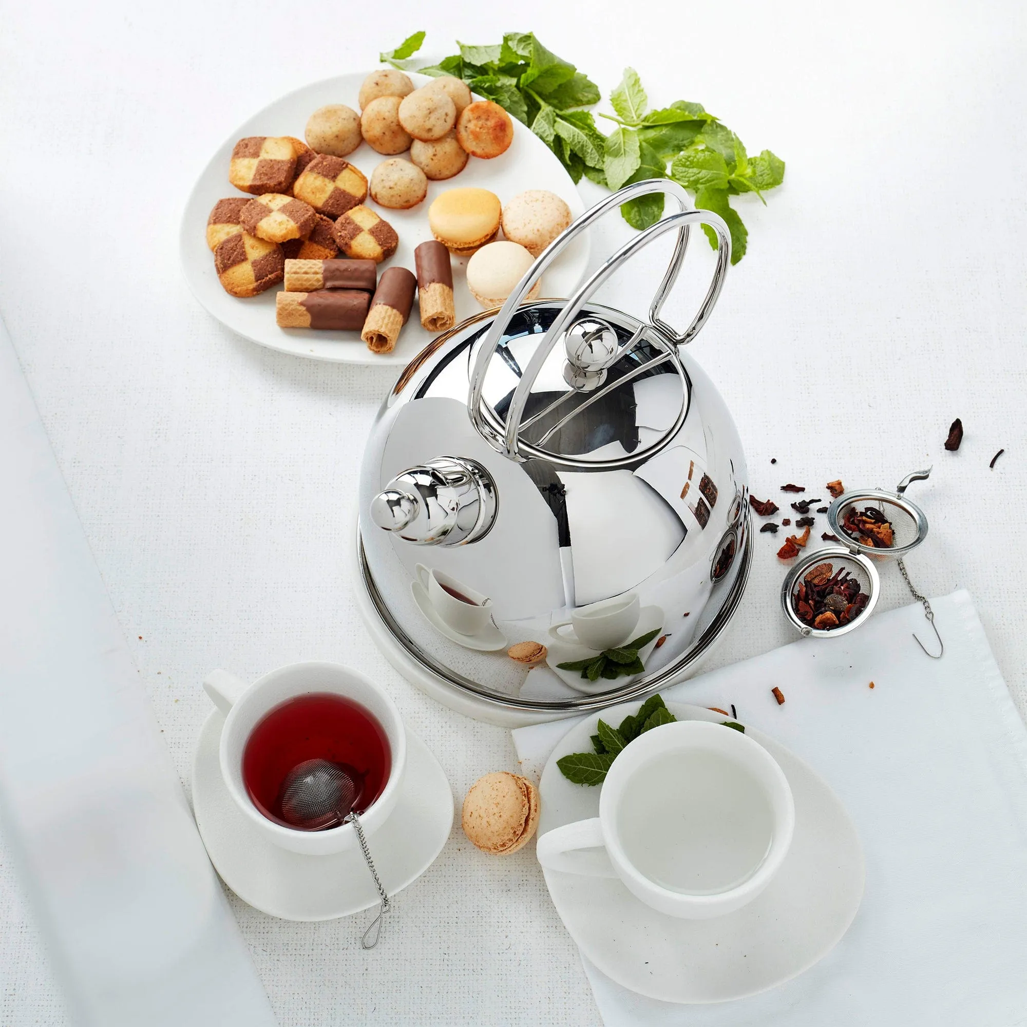 Demeyere Resto 2.5-qt Stainless Steel Whistling Tea Kettle