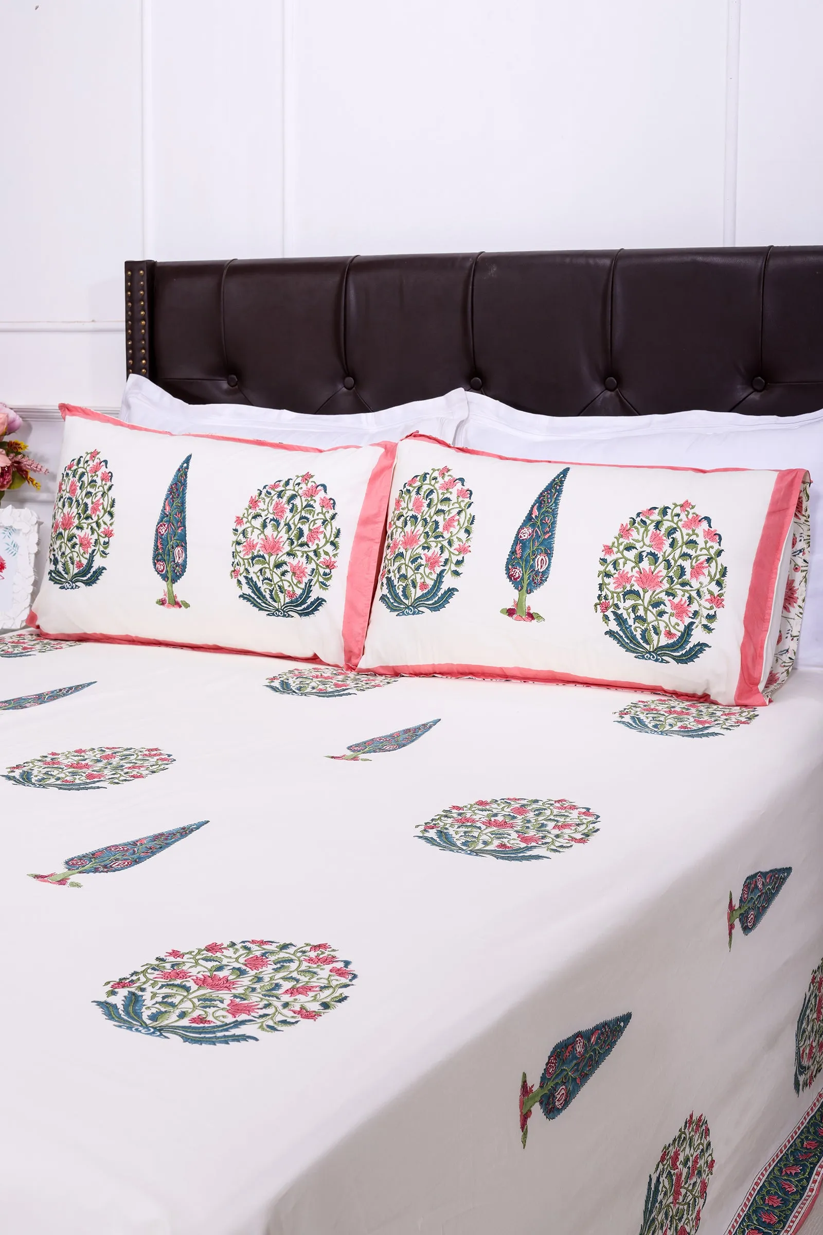 Kainat Flower Cream Cotton Percale Bedsheet