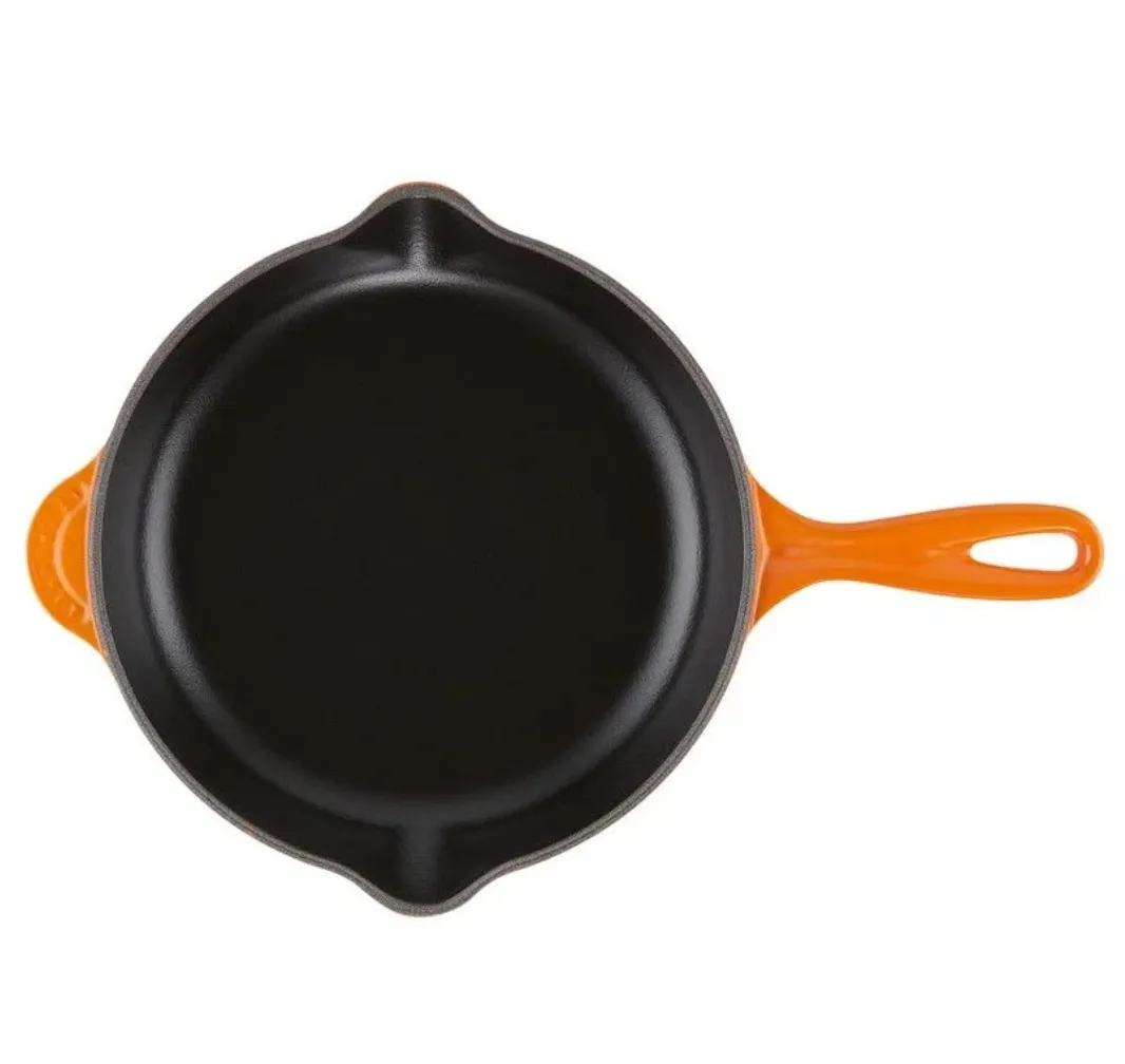 Le Creuset Classic Cast Iron Skillet Special – 9" – Flame