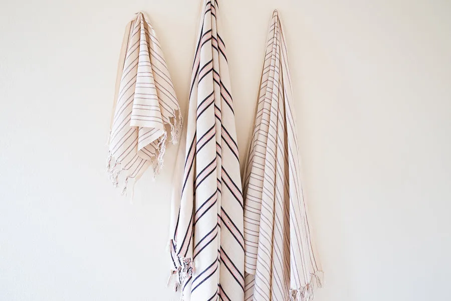 Lily Linen Towel