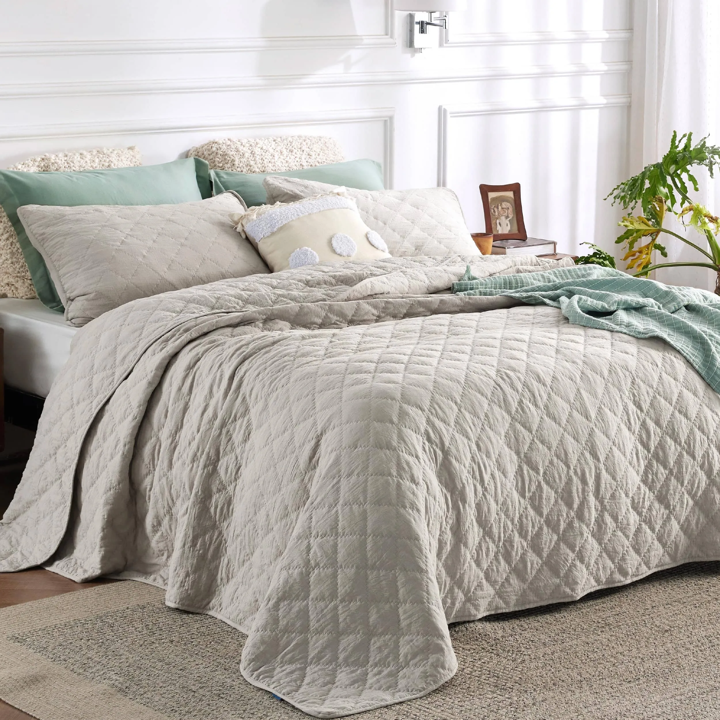 Prewashed Microfiber Quilt Set