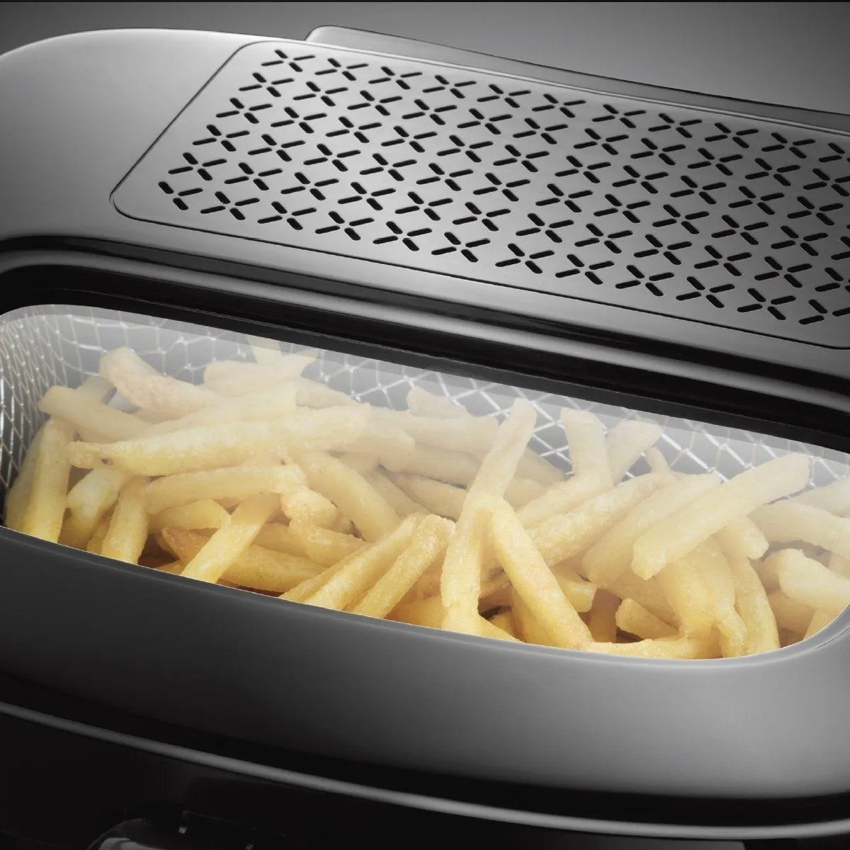 Russell Hobbs 1800W 1KG Maxi Deep Fryer - Black | 24570