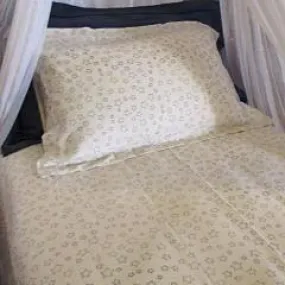 Simple Luxury Quilt Set in Natural Star Design