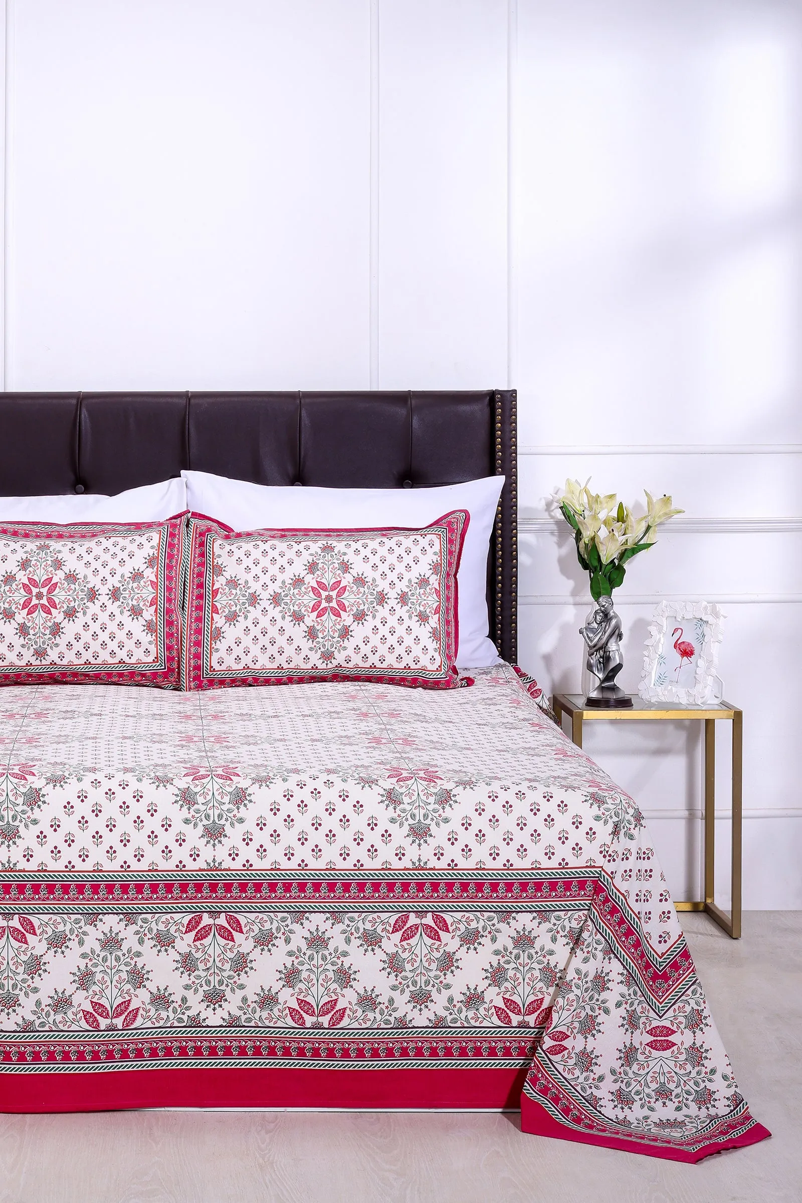 Snowflake Red Cotton Bedsheet