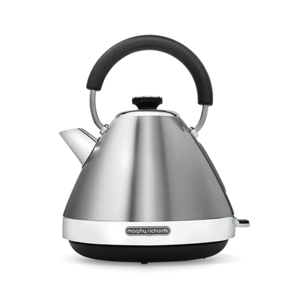 Venture Pyramid Kettle Silver